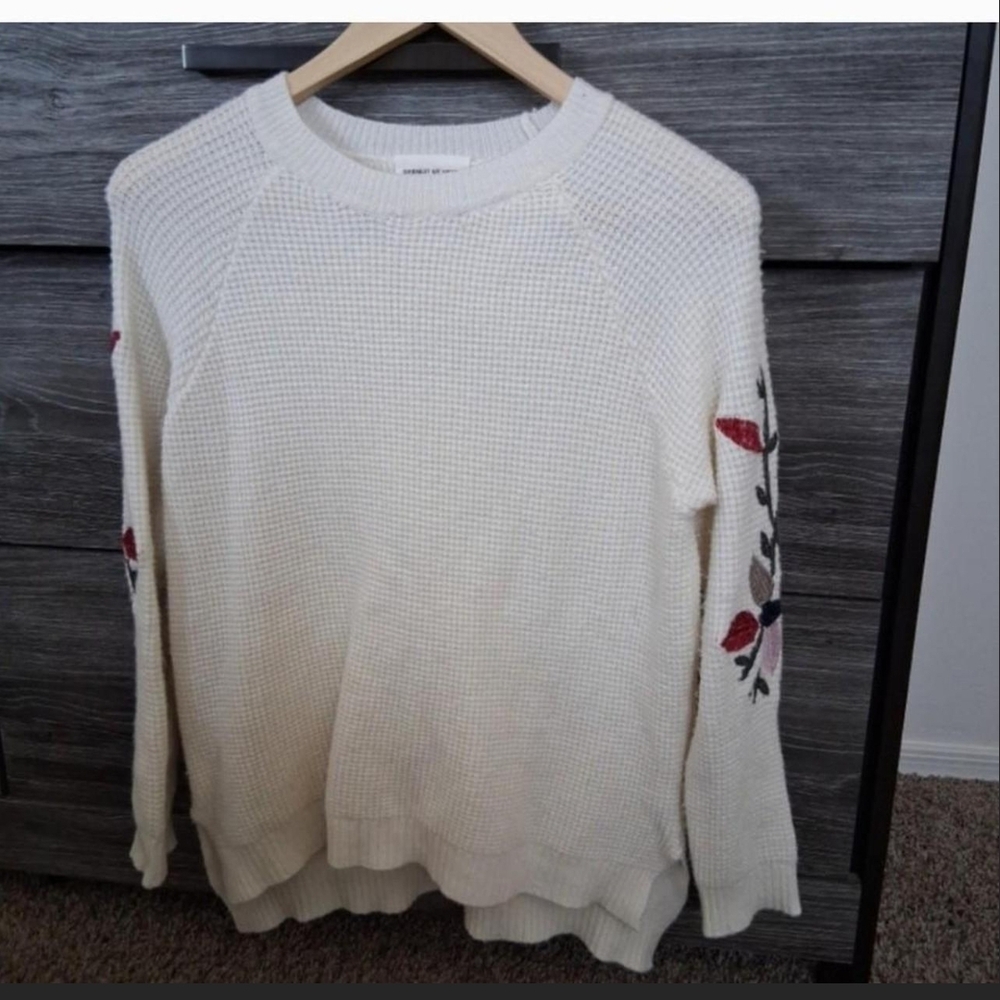 Goodnight Macaroon Cream Sweater with Floral Embroidery